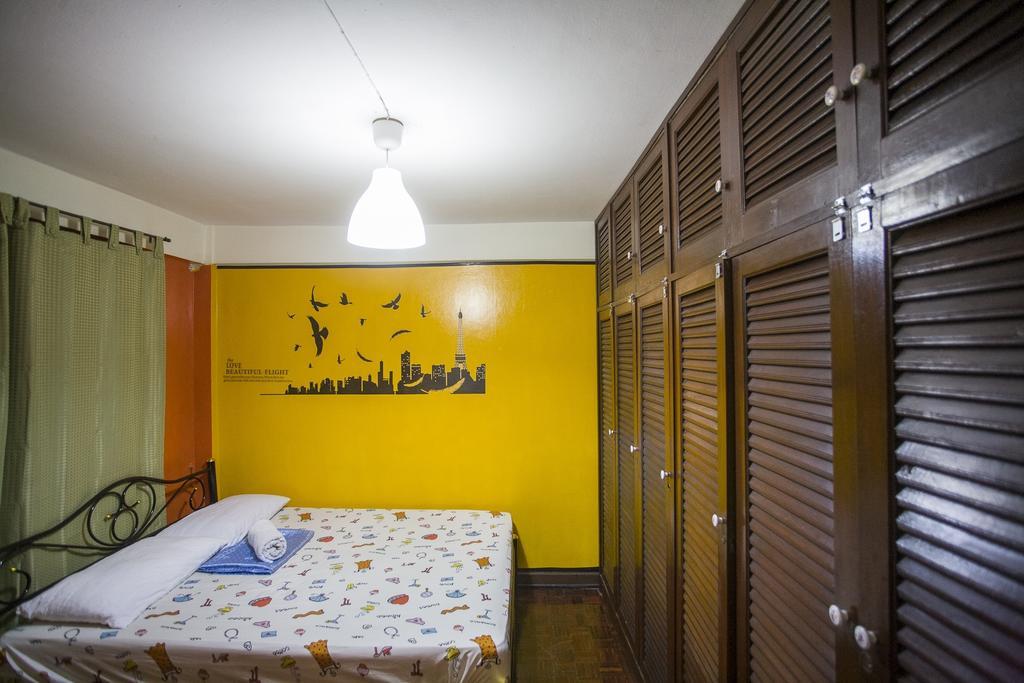 Mad Cow Hostel Bangkok Room photo